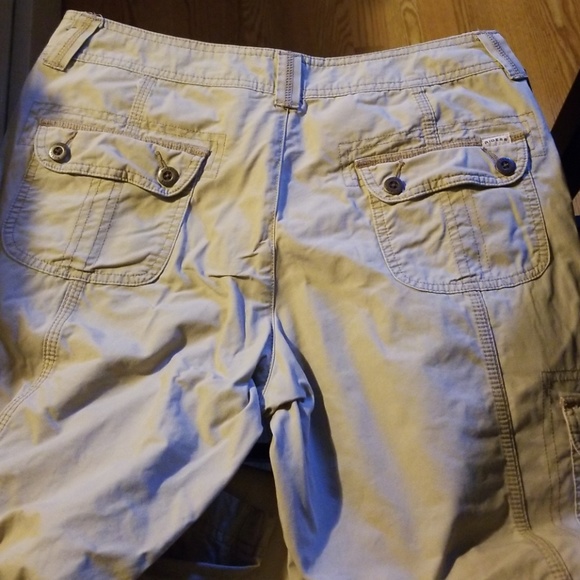 Riders cargo capris - Picture 3 of 3